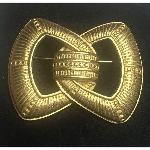 Vintage Givenchy Paris New York Gold-Tone Interlocking Loop Brooch 1970-80 - Picture 1 of 8